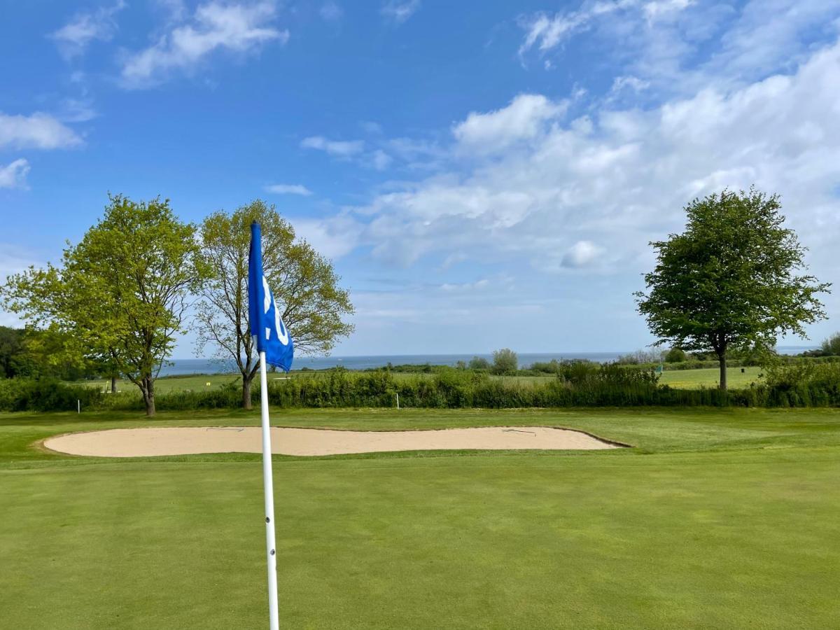 Ostsee Lodges Mit Wellnessbereich Timmendorfer Strand Esterno foto